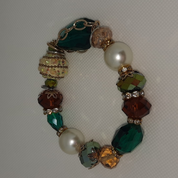 Source Unknown Jewelry - Multi Color Crystal Faux Pearl Stretch Bracelet  Must Look